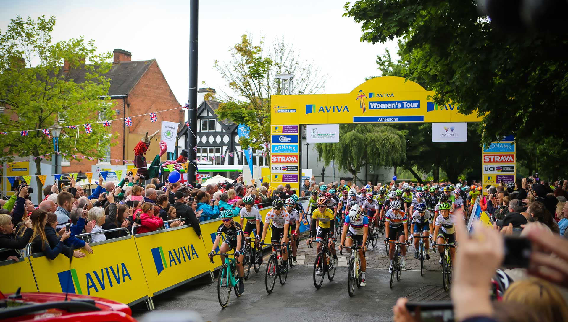 Salida de la segunda etapa. Fuente: womenstour.co.uk