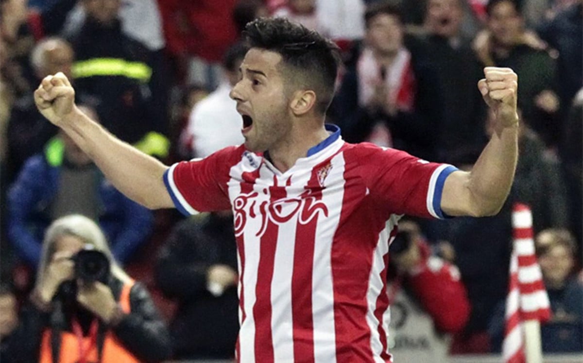 Jony con la camiseta del Sporting de Gijón. Foto: sport.com