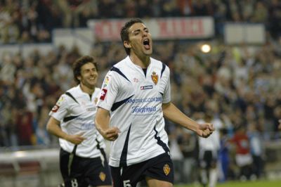 El salmantino celebra un gol marcado en la Romareda (Foto: losblanquillos.com)