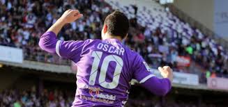 El "10" ante su pñublico de l Estadio José Zorrilla (Foto: aupapucela.com)
