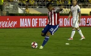 Ayala prepara el remate para el 2-1 (imagen: @SC_espn)