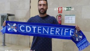 Llegada Ismael Falcón al Aeropuerto Tenerife Norte, vía @CDTOficial