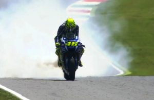 Rotura de motor - Rossi / crash.net