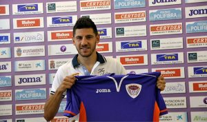 diego-manzano--en-su-presentacion-como-jugador-del-guadalajara--deportivoguadalajara