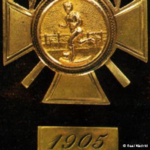 Esta es la medalla que recibieron los jugadores por ganar la Copa. Fuente vía: realmadrid.com