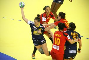Nerea Pena (ESP) contra Rumanía - Fotografía: RFEBM