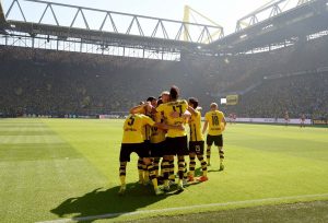 Festejo en el segundo gol de Aubameyang 