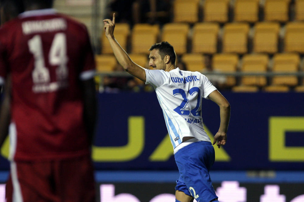 Kuzmanovic celebrando su gol. Foto: OpinióndeMálaga.