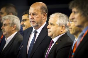Antonio Espinós, presidente de la WKF, junto Antonio Moreno presidente de la RFEK (a la derecha) vía J.M.RGUEZ/RFEKyDA