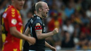 El ajax ganó con dos goles de su capitán, Klaassen.