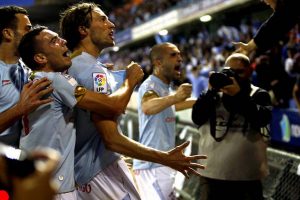 Michu celebra un gol con el Celta. Imagen vía: halacelta.com