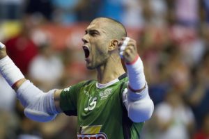 Celebrando un gol en la final de 2015