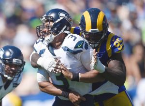 La defensa de los Rams estuvo encima de Wilson Foto:http://www.therams.com/
