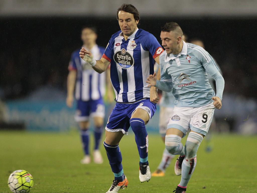 Partido de la Liga Espanola BBVA Derbi Gallego Estadio de Balados RC Celta - Deportivo de la Coruna Mosquera y Aspas Cordon Press PUBLICATIONxINxGERxSUIxAUTxHUNxONLY xRodrguezxAlenx xFutbolx2015/16x

Partido de La League Espanola BBVA Derbi Gallego Estadio de Balados RC Celta Deportivo de La Coruna Mosquera Y Aspas Cordon Press PUBLICATIONxINxGERxSUIxAUTxHUNxONLY xRodrguezxAlenx xFutbolx2015 16x