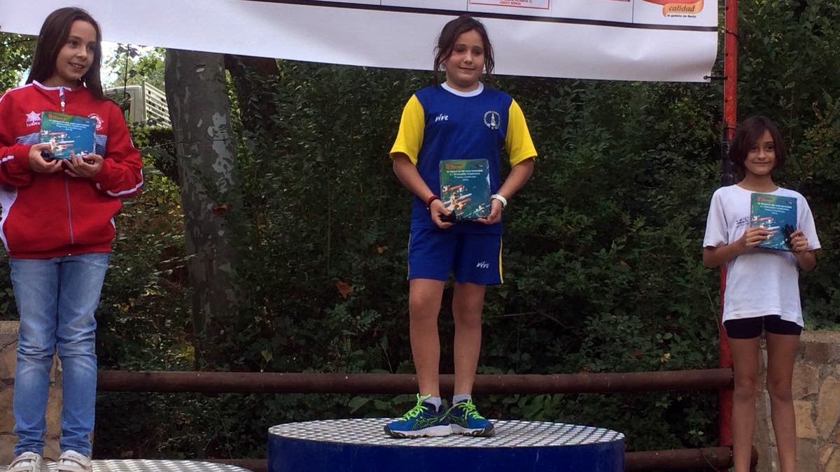 Podium Mujer Alevin. Foto Vía: S.B.W.