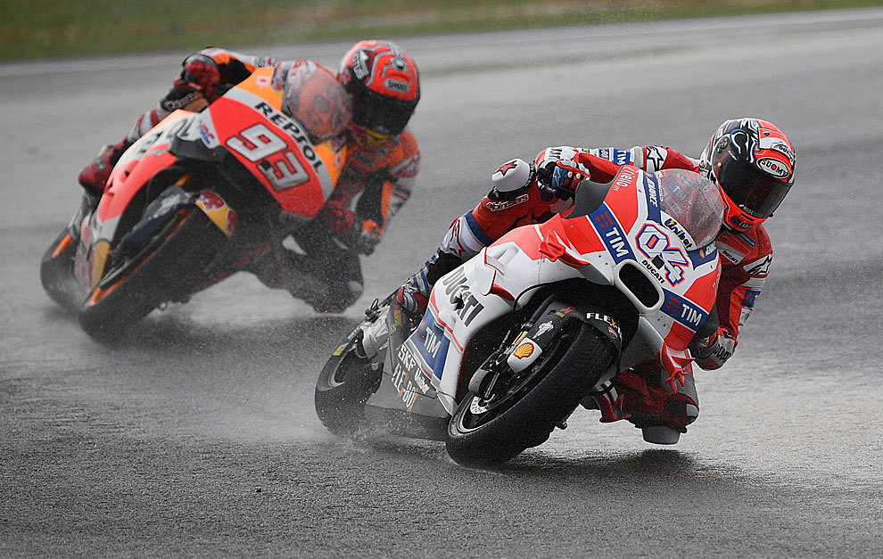 AD04 & MM93 / Marca.com 