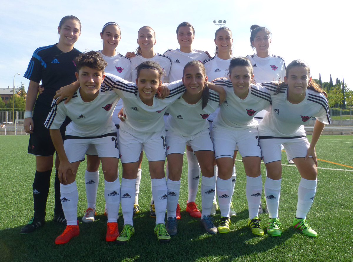 Jugadoras del C.D. Tacón (Imagen vía: https://twitter.com/CD_Tacon)