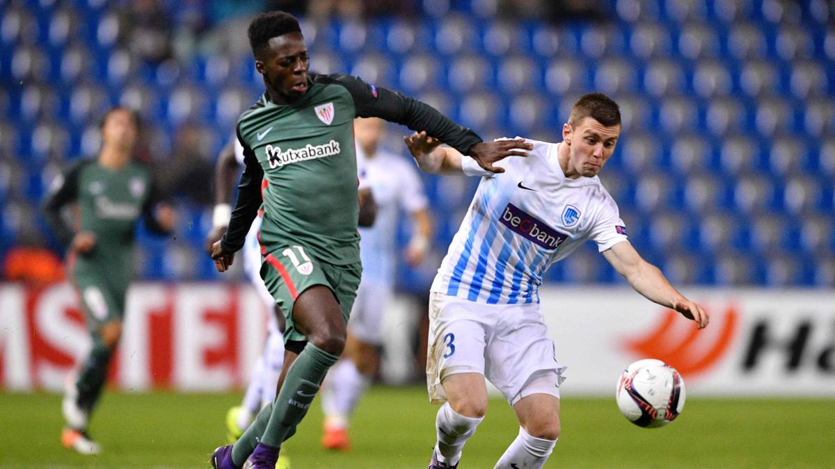 Williams disputando un balón con Nastic. Vía: as.com