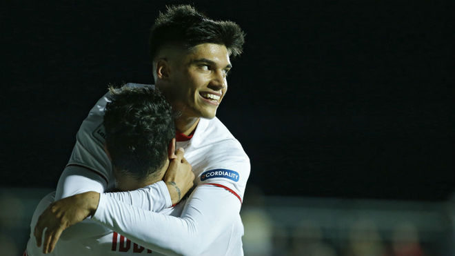 Correa en la celebración de uno de sus goles. (Marca.com)