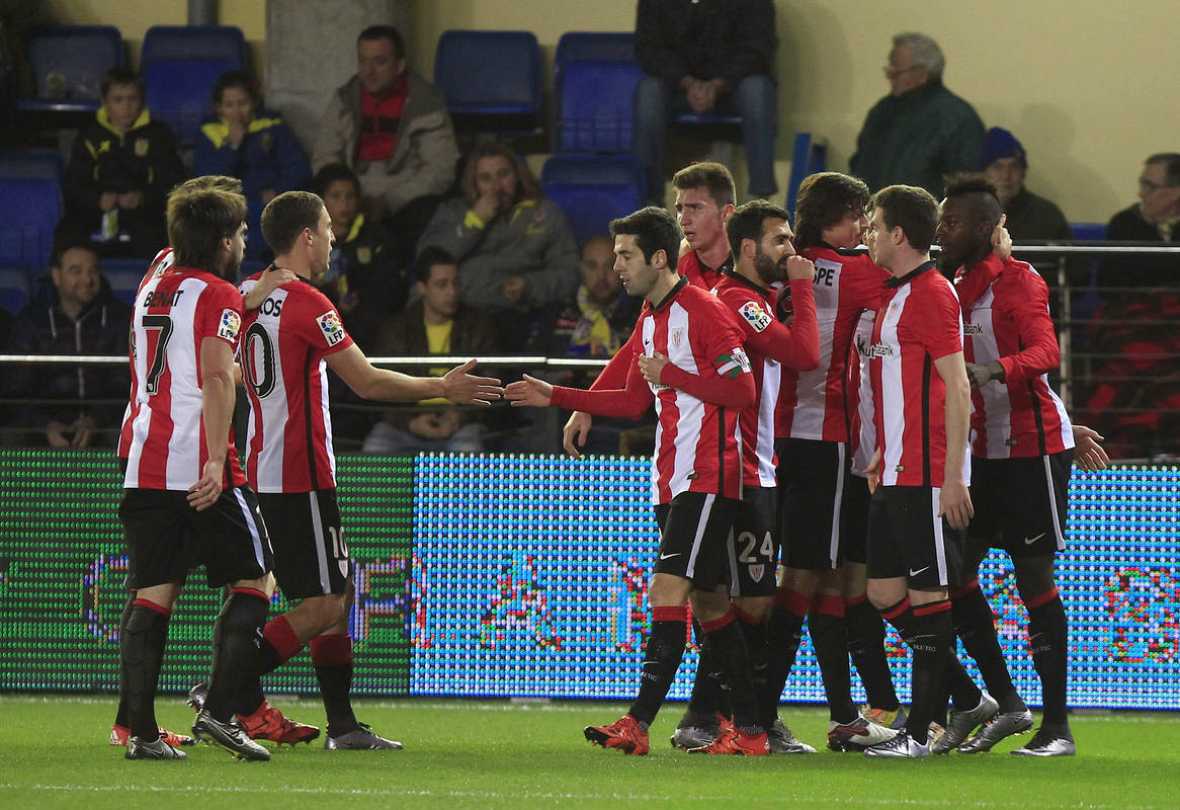 El At.Bilbao comenzó bien el partido, con presión, ahogando a los canarios en su salida de balón. foto -efe-