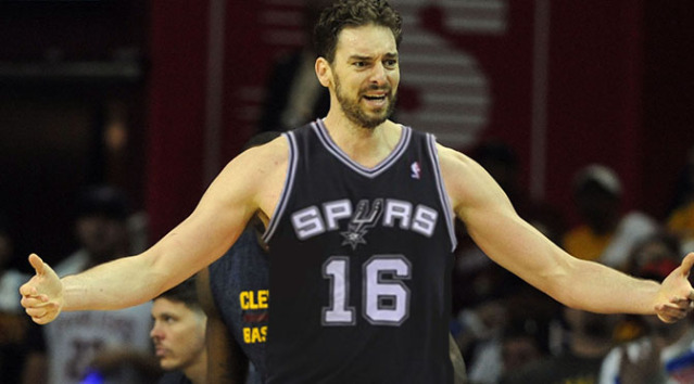 pau-spurs-1