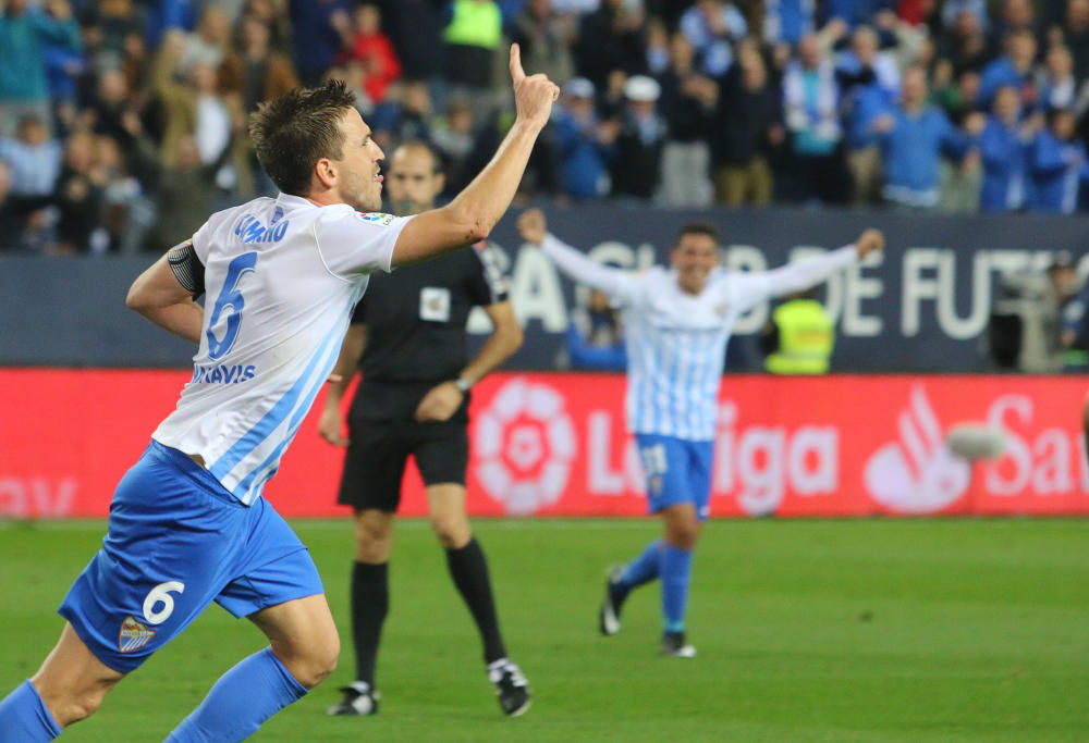 Camacho celebrando su gol. Foto: La Opinión de Málaga.