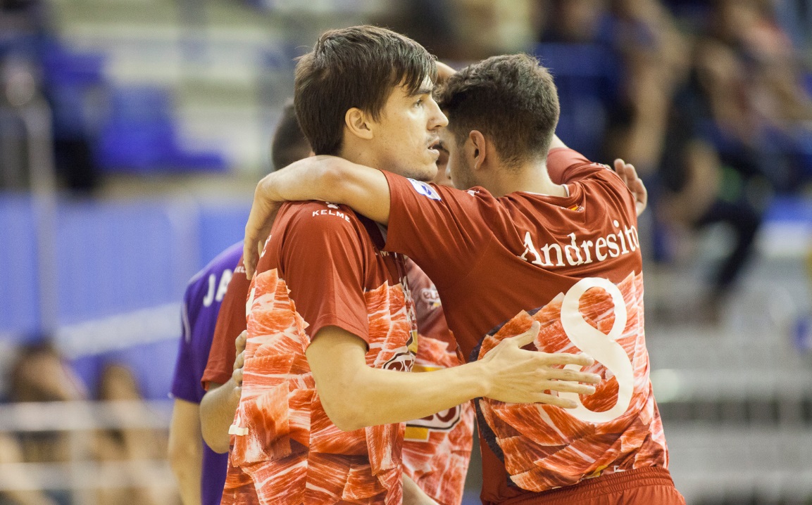 Los jugadores de ElPozo celebran uno de sus goles la última jornada