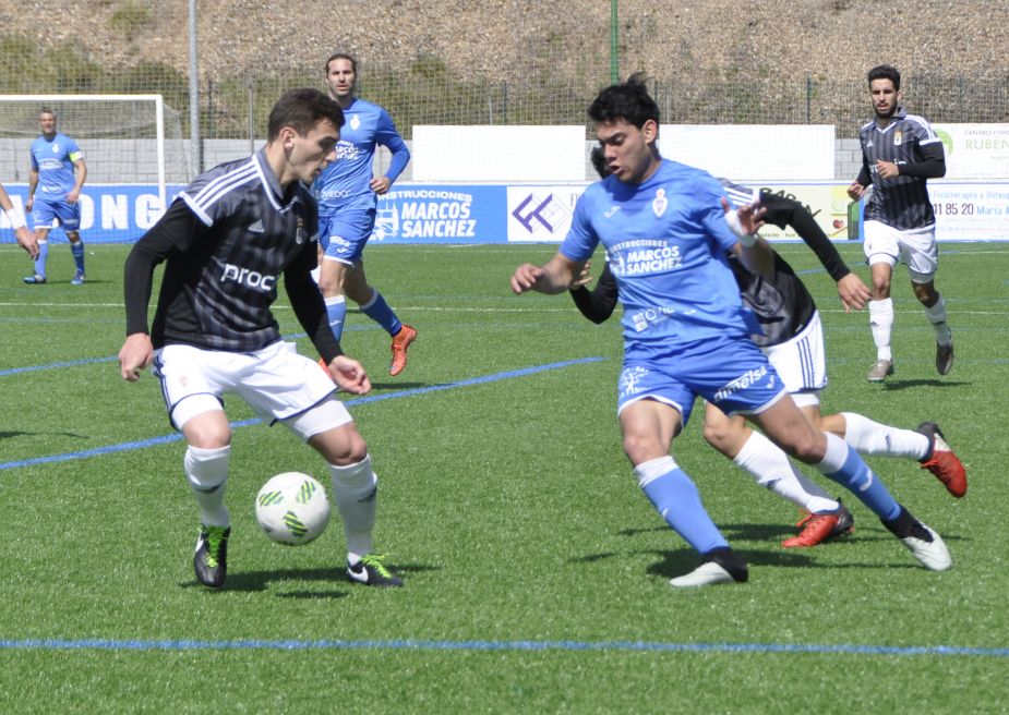 El Cova no pudo con un filial oviedista que fue superior y con más acierto (Foto: www.cdcovadonga.com)