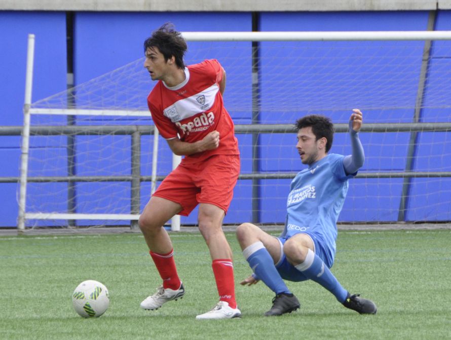 Jairo Cárcaba logró el gol del Marino en el primer tiempo (Foto: www.cdcovadonga.com)