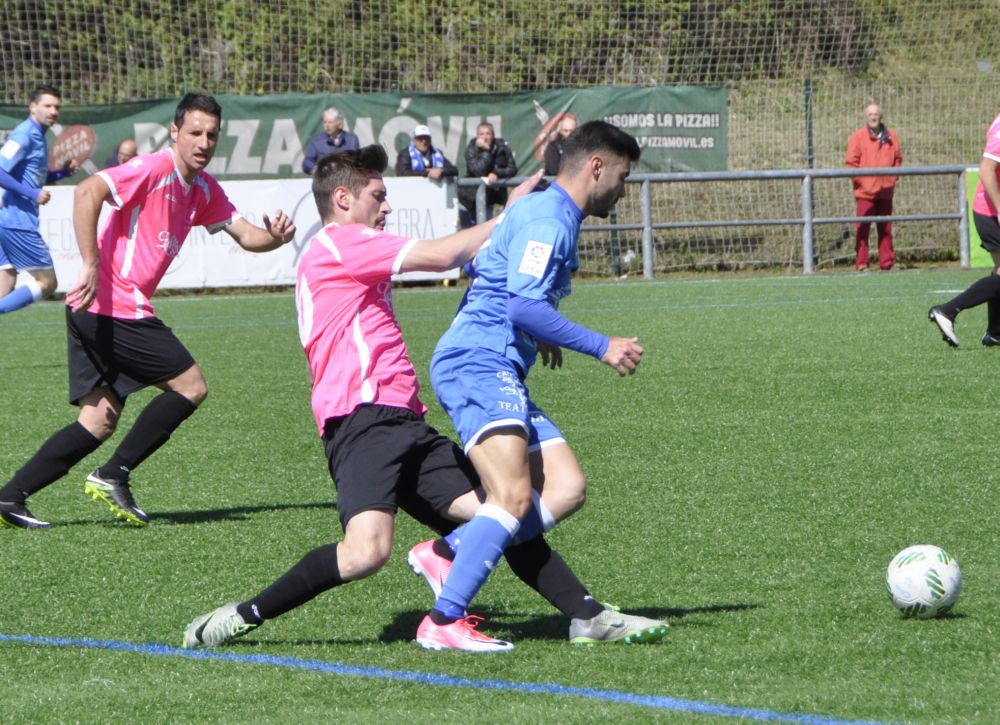 El Tuilla fue capaz de remontar un 2-0 en la segunda parte y ponerse segundo (Foto: CD Covadonga)