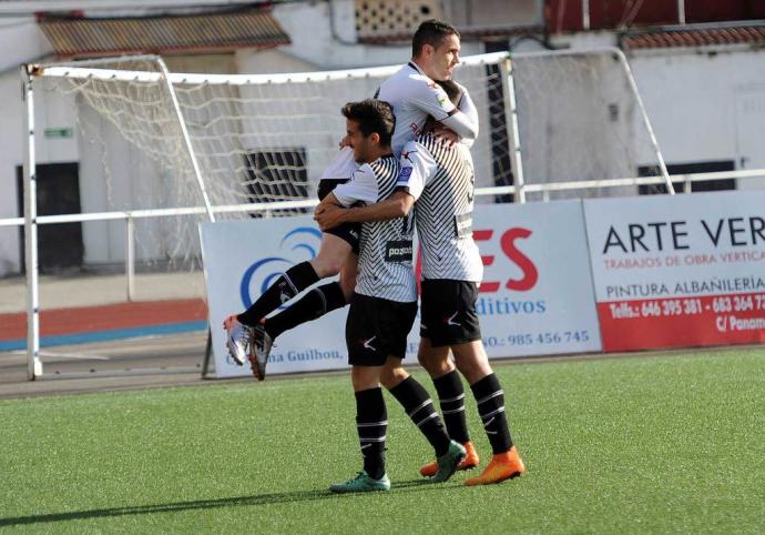 Javi Sánchez abrió el marcador con su décimo gol de la temporada (Foto: La Nueva España)
