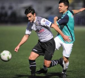 Quero en el encuentro frente al Racing de Santander (Foto: La Nueva España)