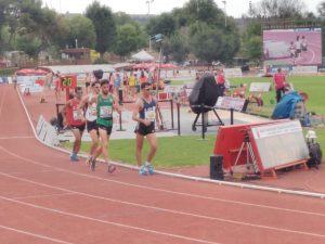 #campeonatodeespañaabsoluto #alvaromartin @Alvaroatletismo atacando a #miguelangellopez @MA_LopezNicolas para posicionarse primero en los 10.000 m 