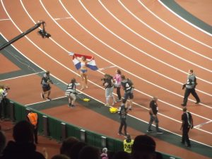#london2017 #pasionporcompetir #atletismo #rfea #dafneschippers @dafneschippers Campeona del mundo en 200 ml