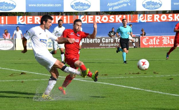 Lance del encuentro de Copa entre Calahorra y Real Unión (Foto: Larioja.com)