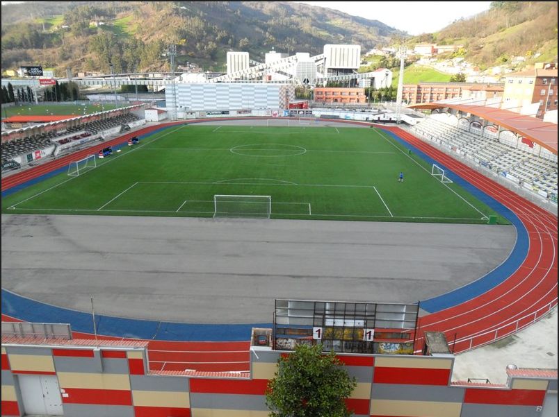 El Hermanos Antuña acogerá un año más encuentros de la categoría de bronce (Foto: Ayto. Mieres)