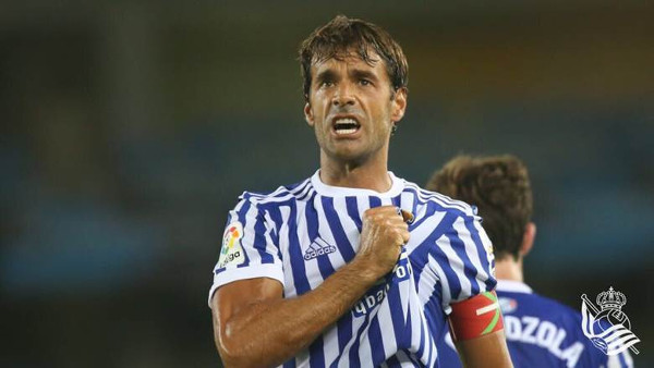 Xabi Prieto celebró con un gol su partido número 500 con la Real Sociedad