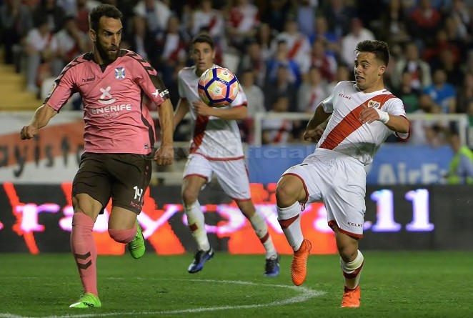 Lance del encuentro entre el Rayo Vallecano y el CD Tenerife disputado en Vallecas (Foto: Rayo Vallecano)
