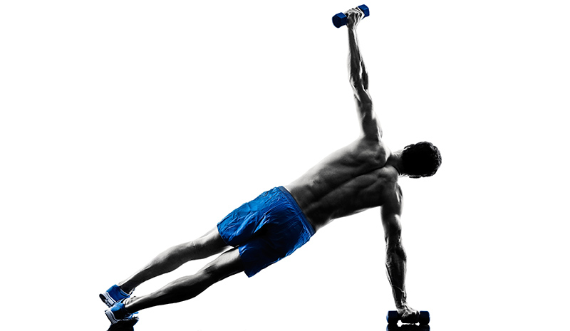 Foto vía: http://blogs.menshealth.es/fitness/como-llegar-a-ser-un-buen-entrenador-personal-y-vivir-de-ello/