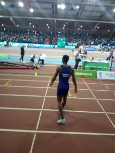 Héctor Santos, 7,90 m, Jean Okutu y Eusebio Cáceres que voló hasta los 7,99 m con pase al europeo
