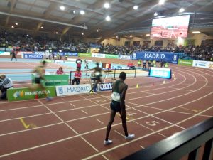 Llegó el momento de los 1500 ml con Adel Machala, renunció ir al europeo, Jesús Gómez, quien en 3 semanas se iba a coronar en bronce en el europeo. También corrió una nueva estrella Mariano García, que hizo MMP con 3:42:53 y consiguió la medalla de chocolate en Glasgow en 800 ml.