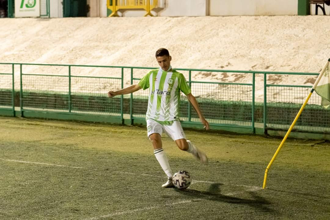 Acción del encuentro entre el Estrella CF y el CD Maspalomas