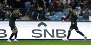 Mbappé y Sergio RAmos psg