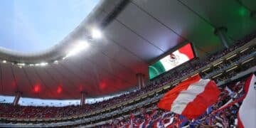 La hinchada de Chivas estalla: insultos, reclamos y una directiva bajo fuego