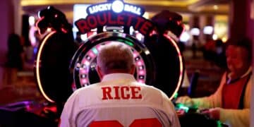 NFL 2025: ¡Apostadores jugarán más de 30 mil millones de dólares esta temporada!