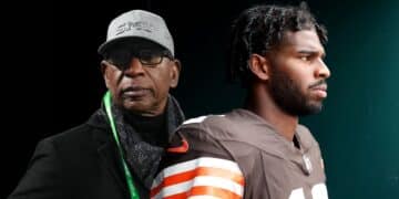 Eric Dickerson acusa a la NFL de colusión por la caída de Shedeur Sanders en el Draft 2025