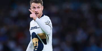 Aaron Ramsey se deshace en elogios para Pumas