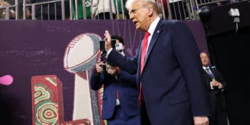 Trump califica a la NFL de 'afeminada' por nueva regla