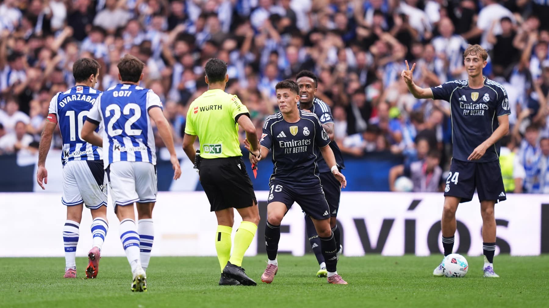Gil Manzano Real Madrid expulsión Huijsen