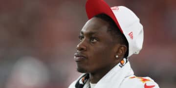 Los Chiefs se quedan sin receptores por la lesión de Xavier Worthy